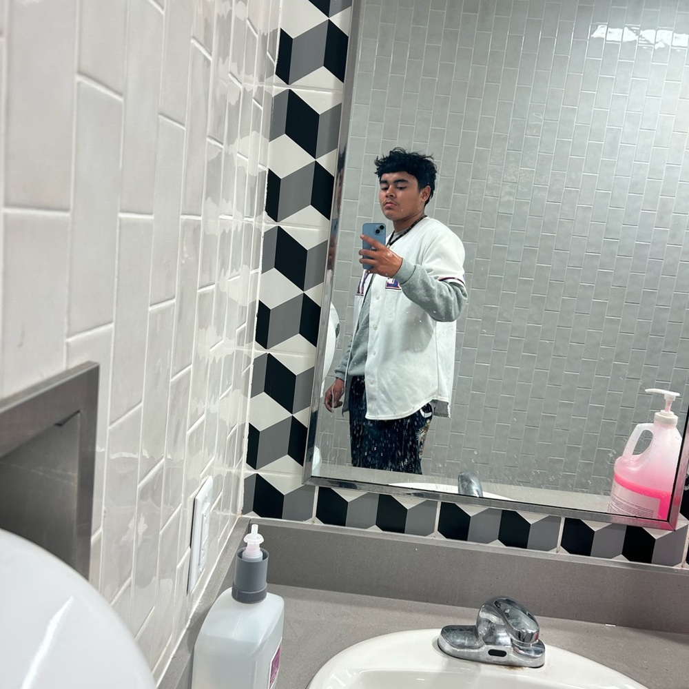 Meet your Posher, Jaylen